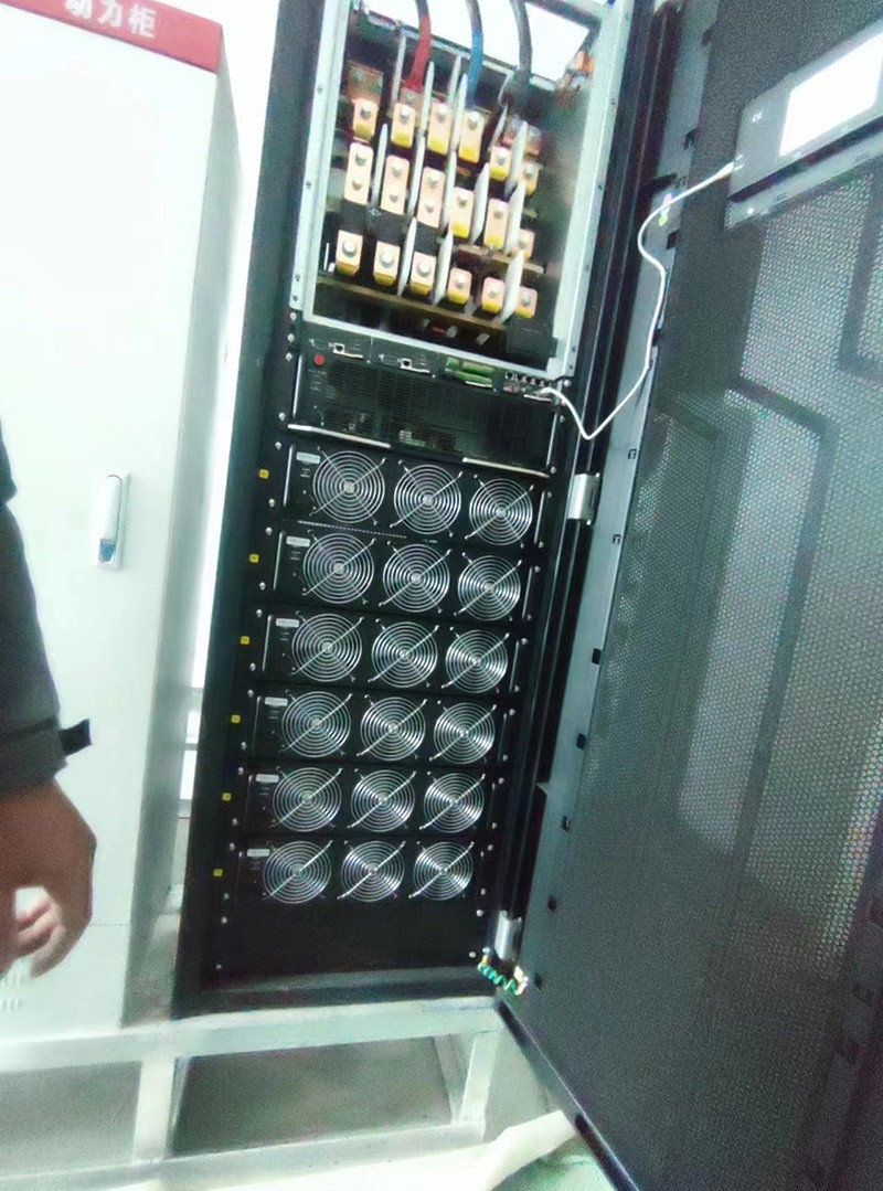 湖北某地疾控中心商宇微模塊UPS