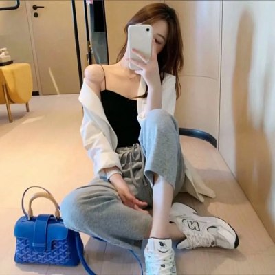 蒂拉和兰妮劫火车